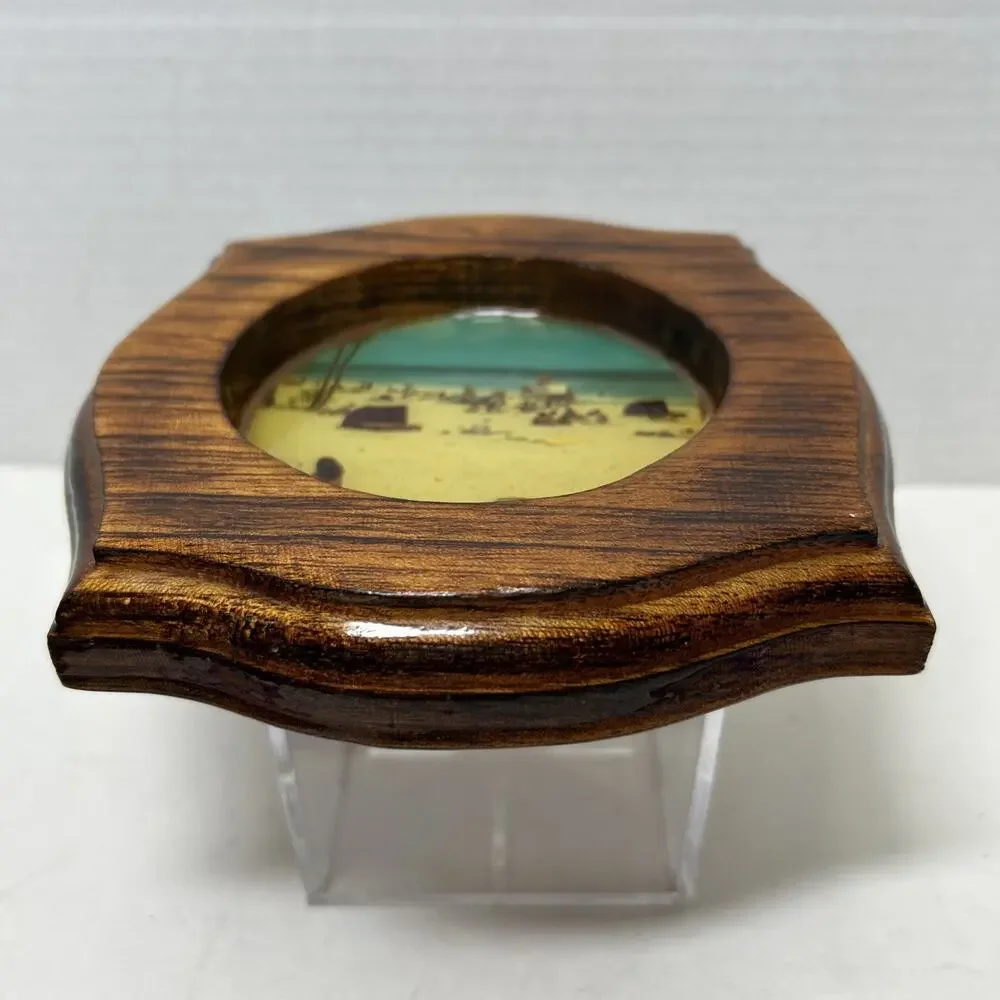 Belize Art Creations Wood Wall Plaque 1970s Island Beach Scene Print Porthole